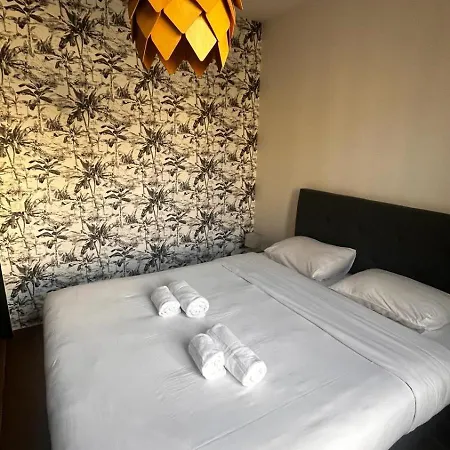 Center One Beddroom